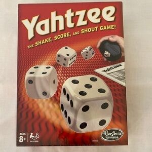 𝅺YAHTZEE Classic Hasbro‎ Dice Board Game New/Sealed Box